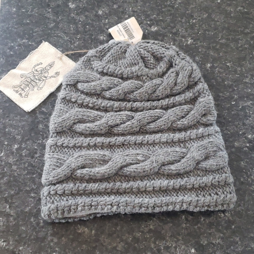 🌹 Luxurious Merino Triple Braid Slouch in Ash